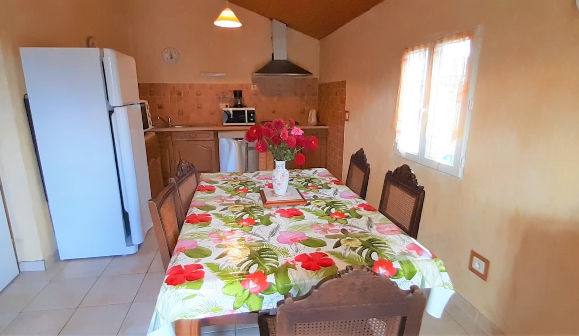 Gite des fleurs - cuisine1
