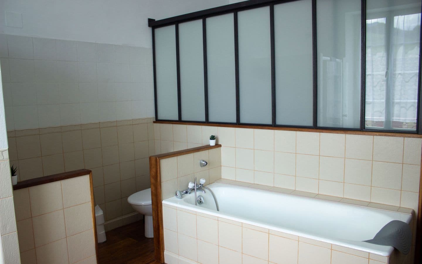 Graciateguy-chambre verte sdbain-Baigorri