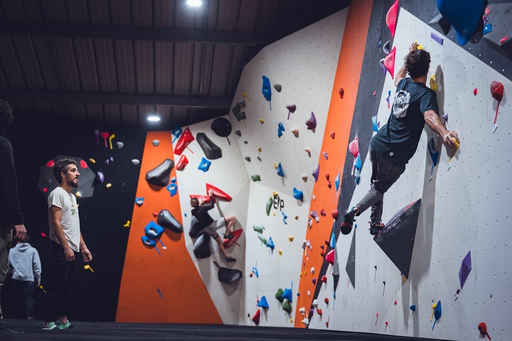 Gravity bouldering 3_LABENNE_OTILAS
