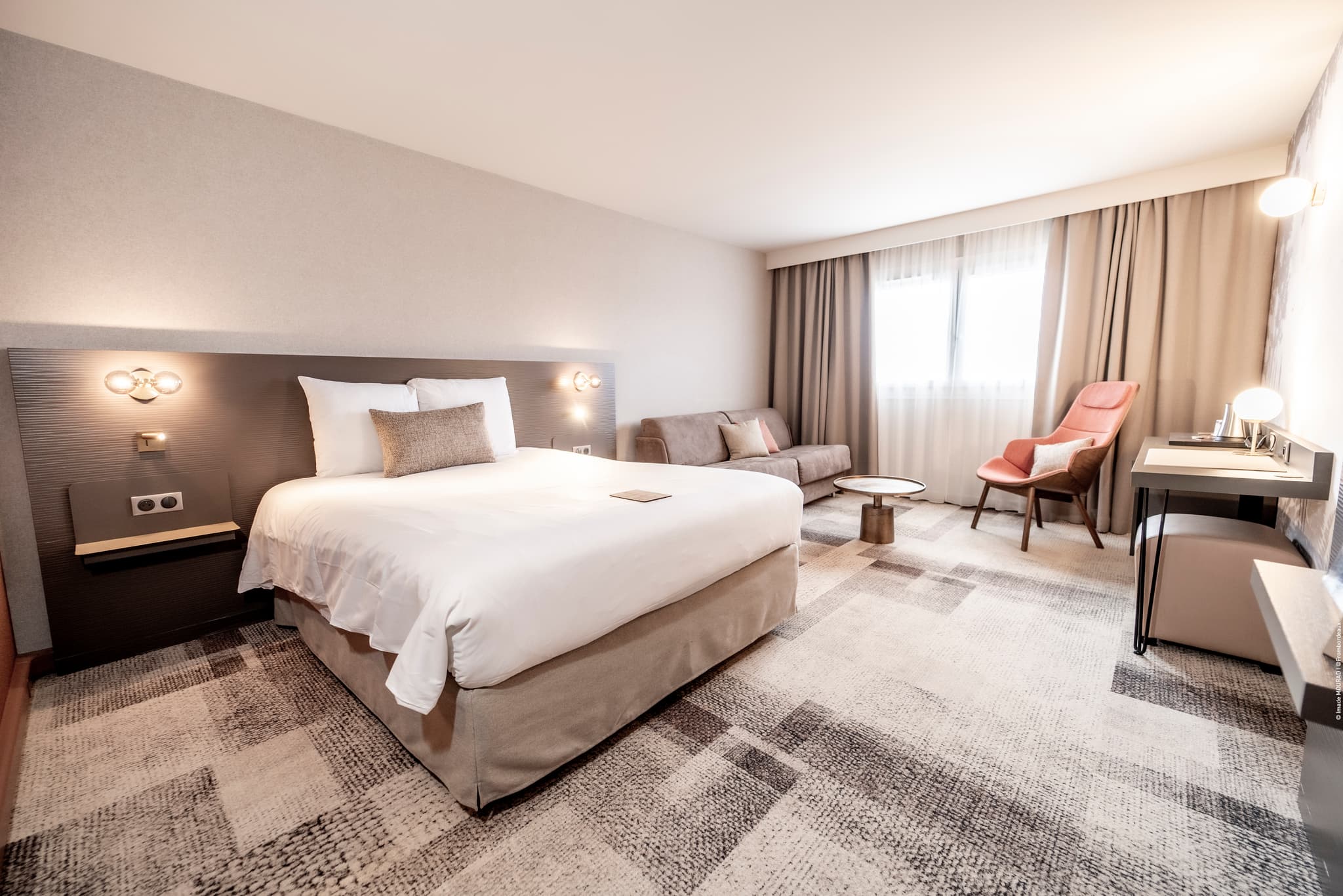 H-MERCURE BDX LAC
