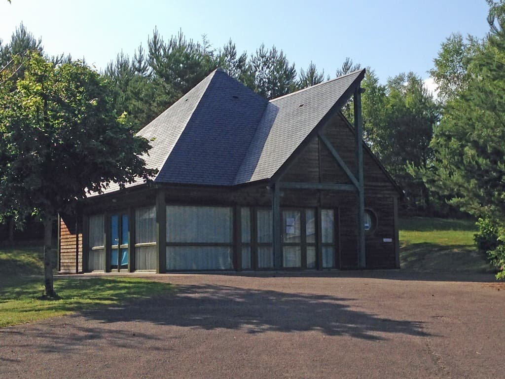 Hameau de gîtes Clévacances de l'Etang Prévot_9