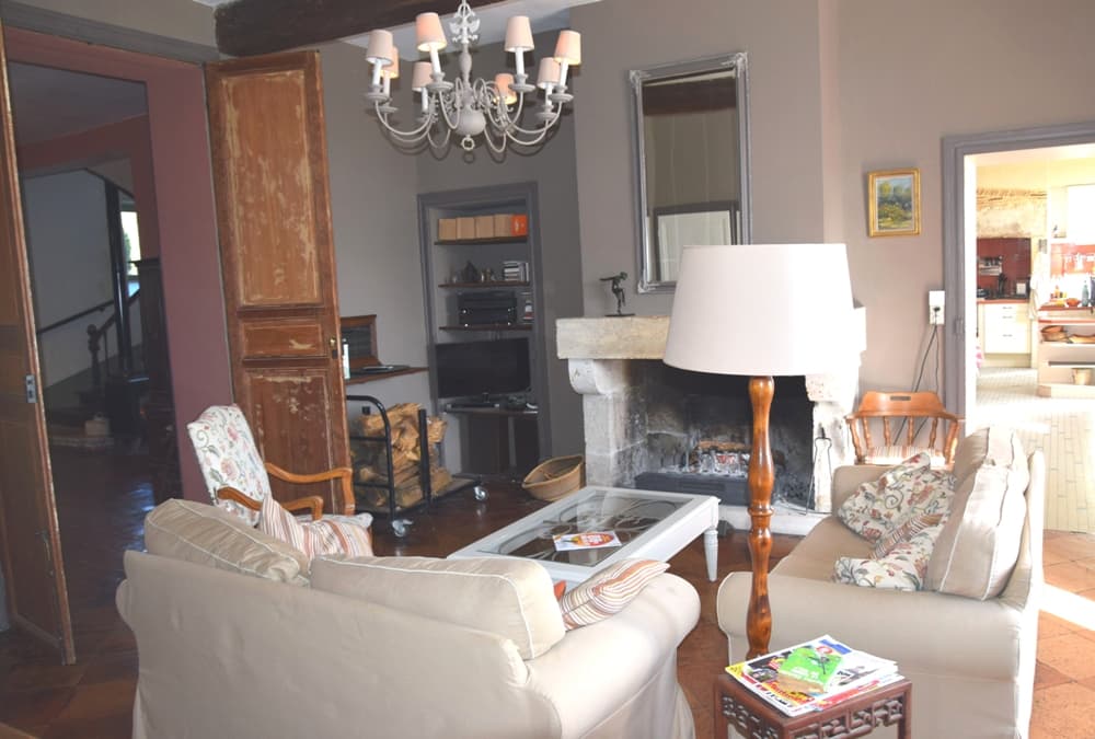 HLOAQU047FS000CW_salonpropriétaires_commun