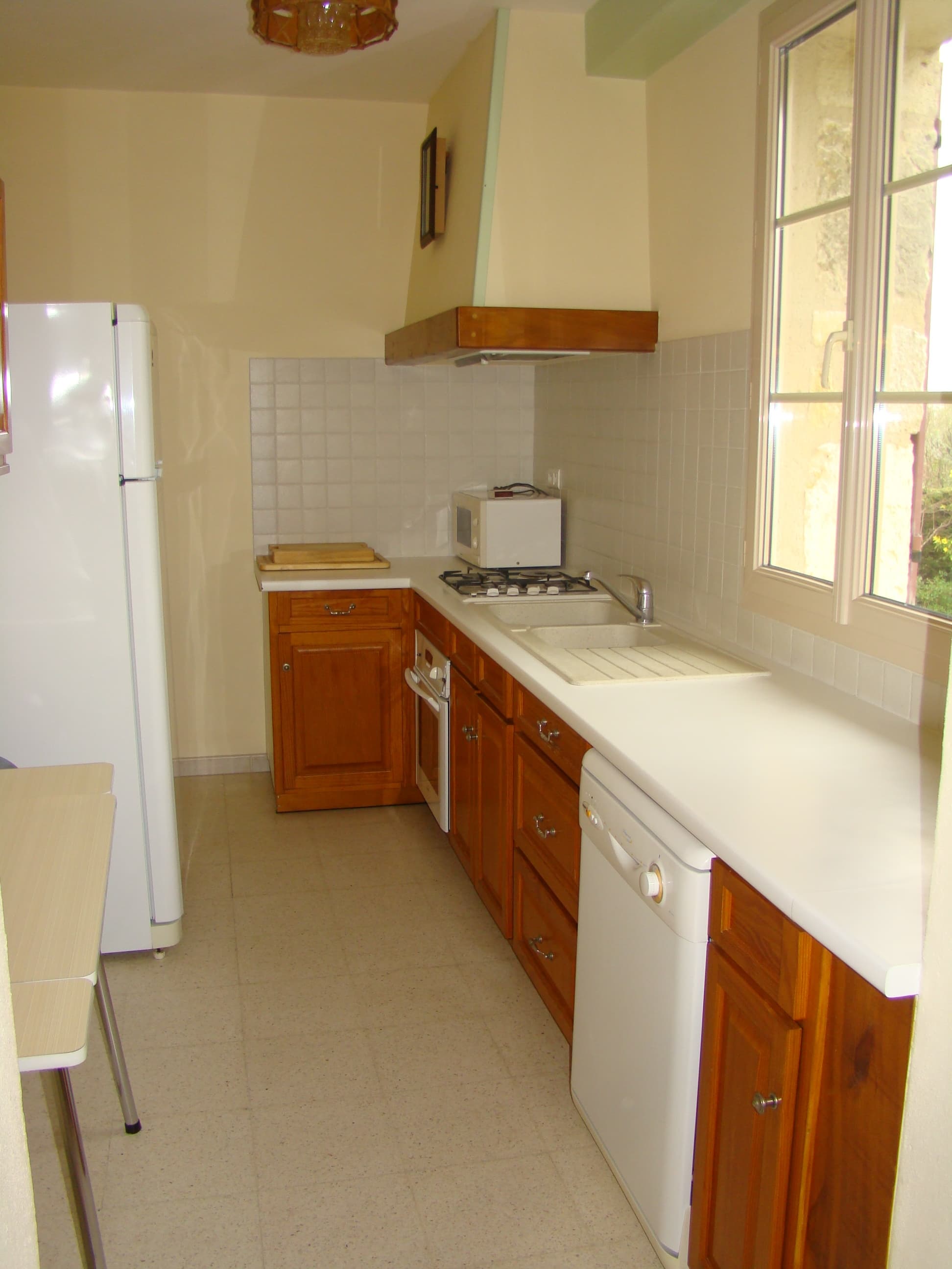 HLOAQU047FS000G5_THEZAC_cuisine