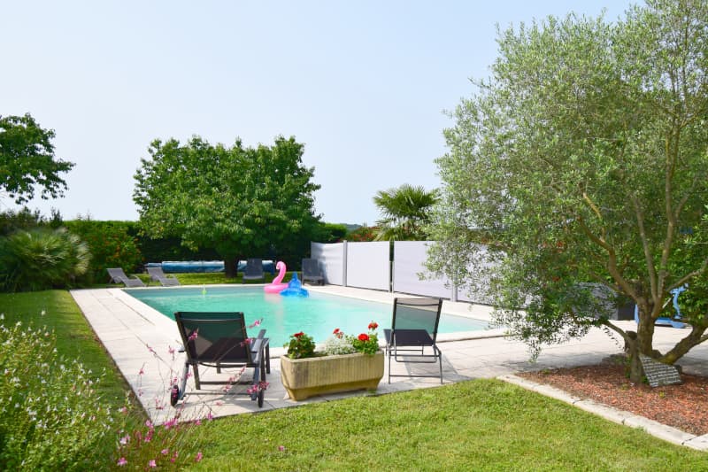 HLOAQU047FS000LN_Brax_LOstalet de Sarron_01