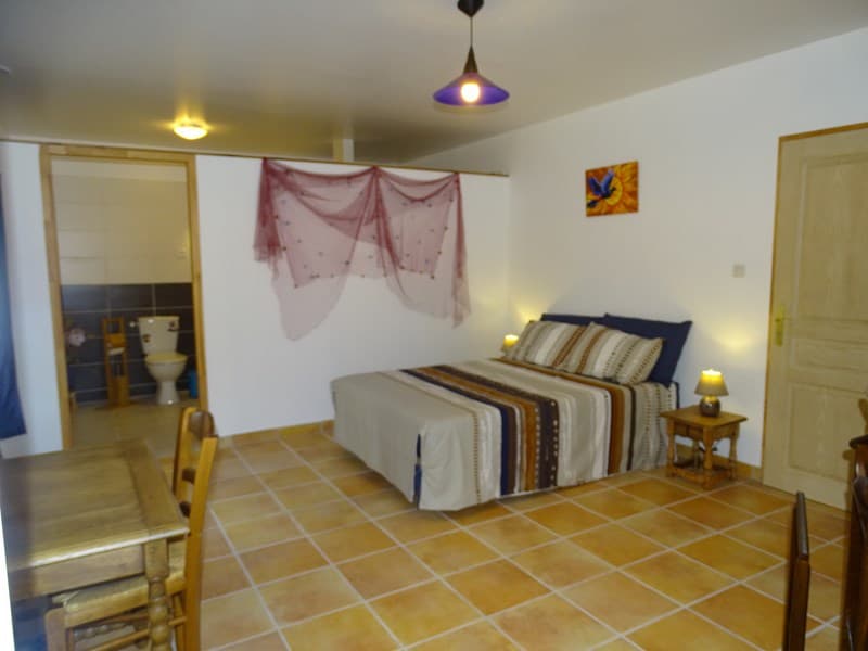 HLOAQU047V502O64_chambre01