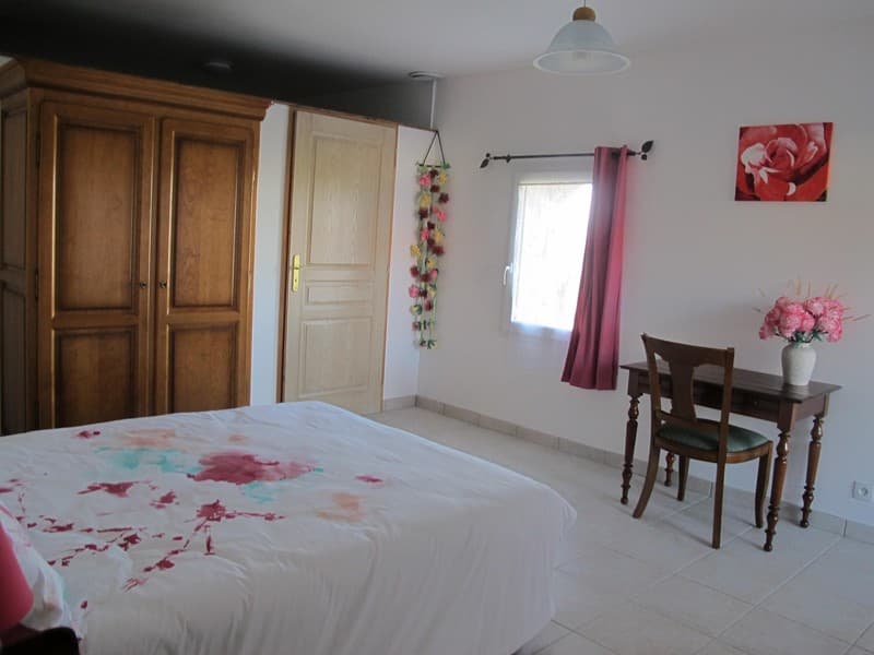 HLOAQU047V502O64_chambre02_11.jpg