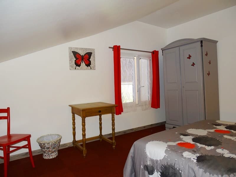 HLOAQU047V502O64_chambre4bis