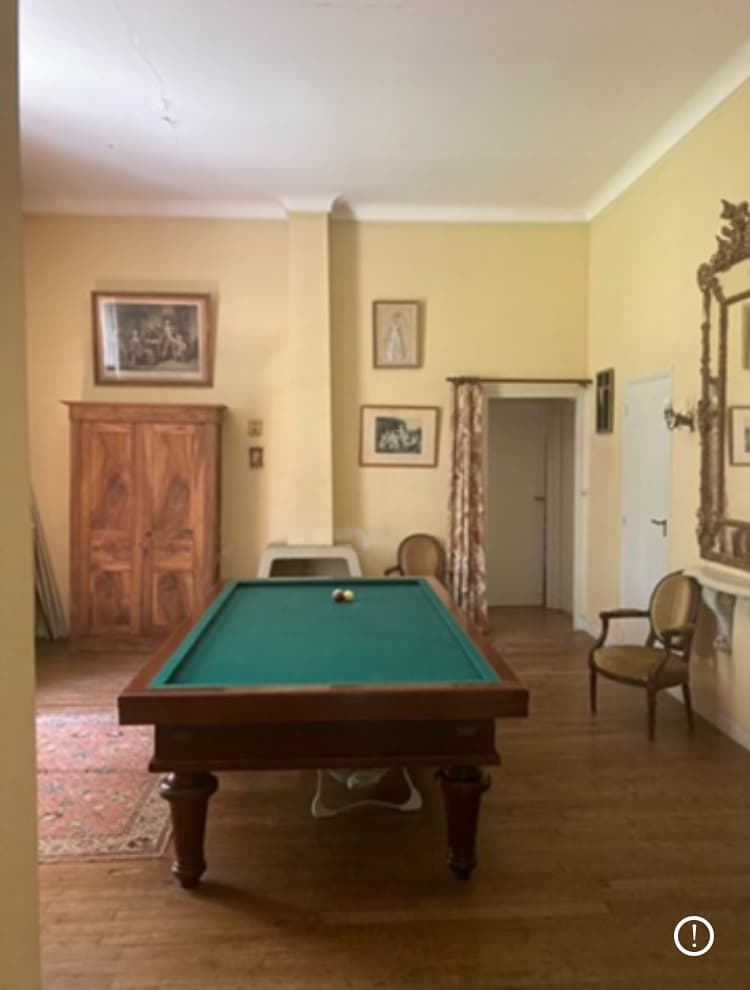 HLOAQU047V50BYUC_MOTHES DE BLANCHE_Billard