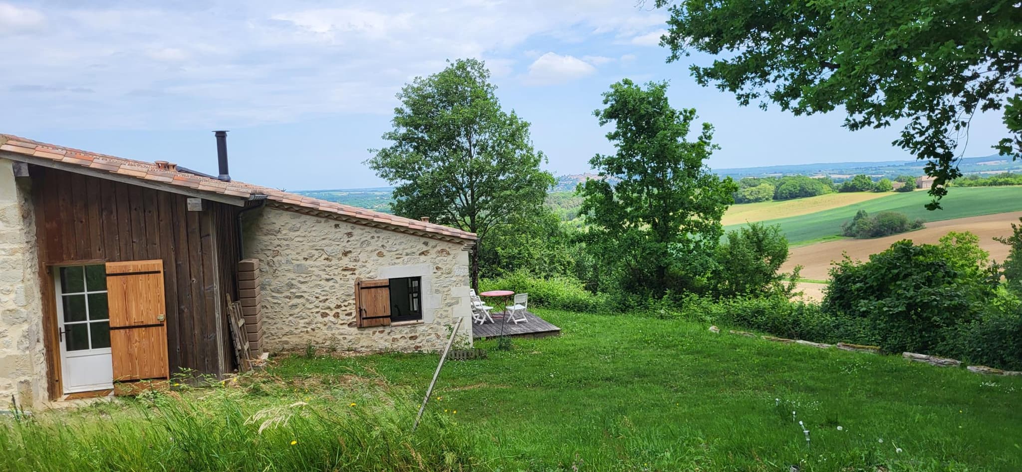 HLOAQU047V50O63I_Monflanquin_FourPrunes_photo9
