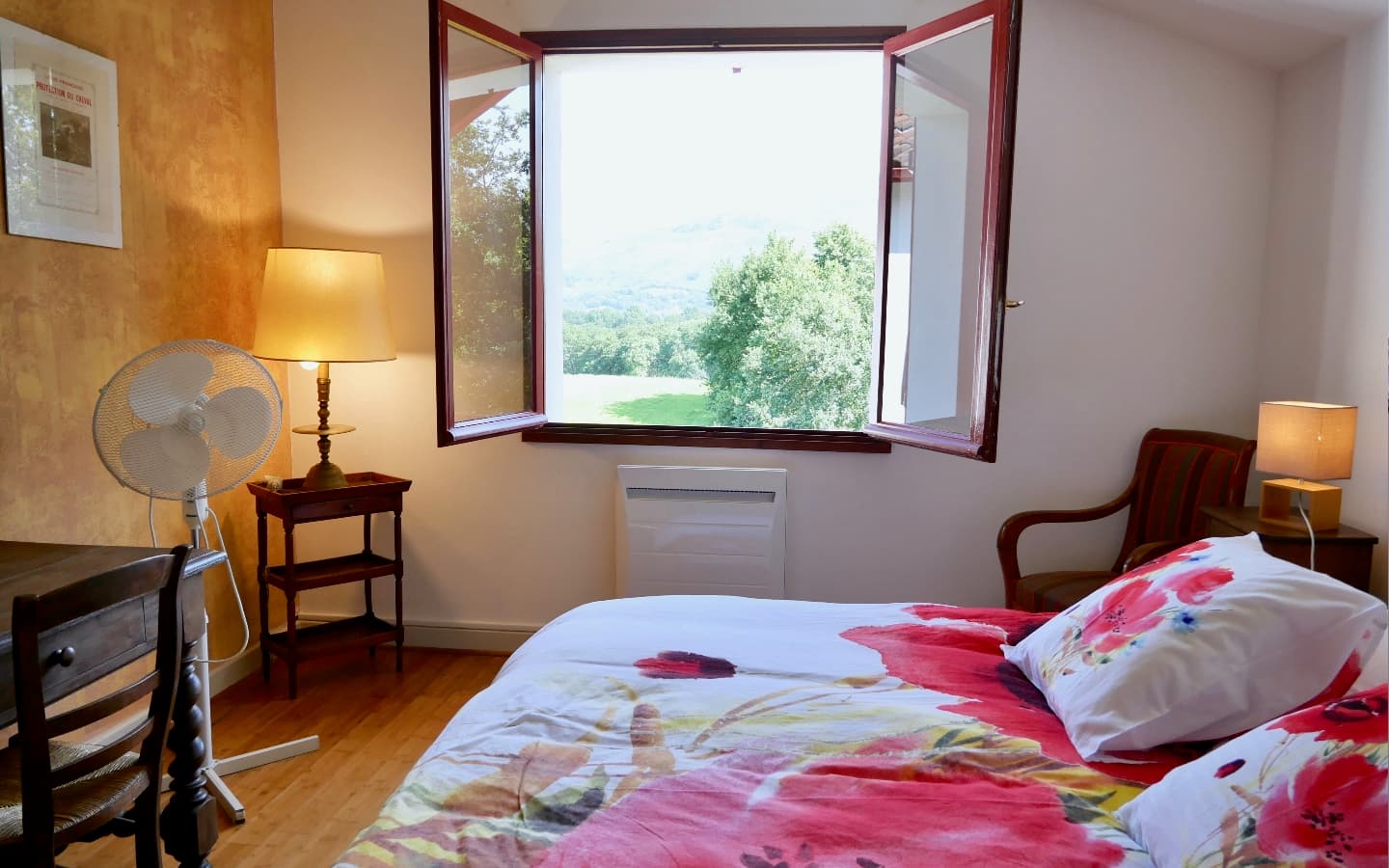 HLOAQU064V501XF3-leremboure-chambre4 1440x900