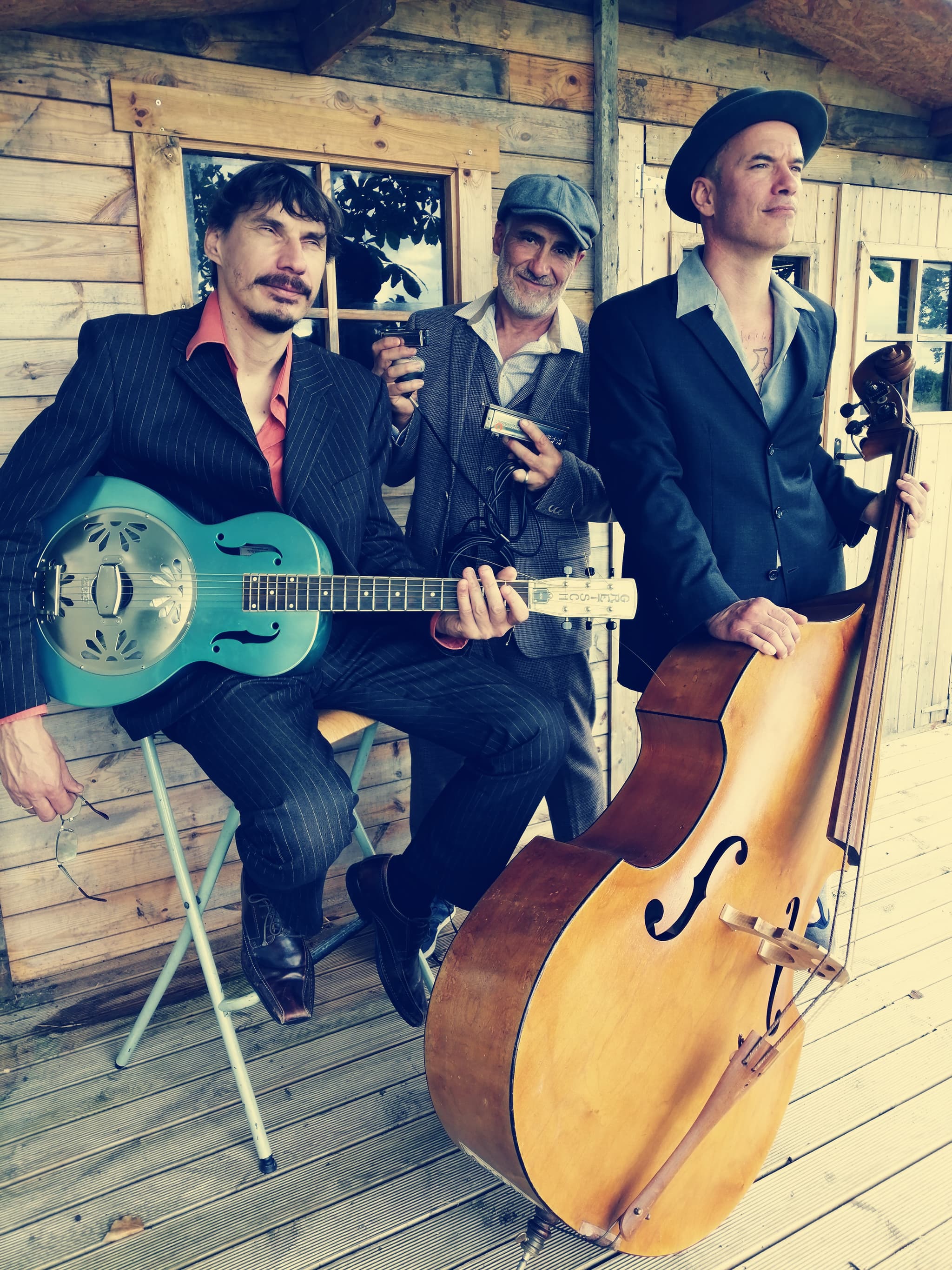 HOwlin blues promo