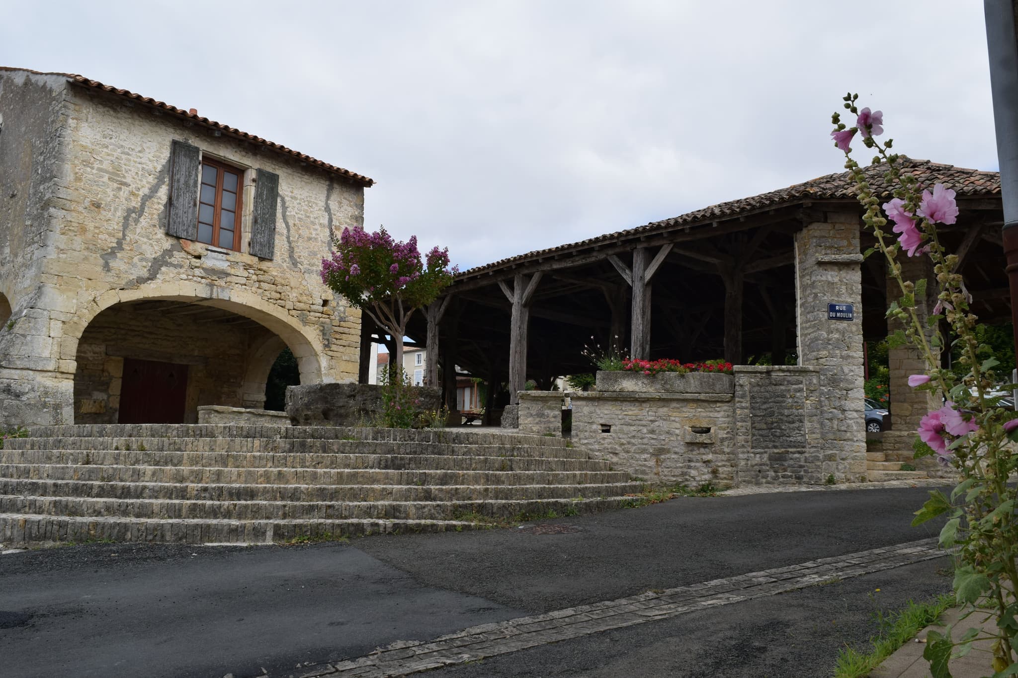 Halles Pamproux