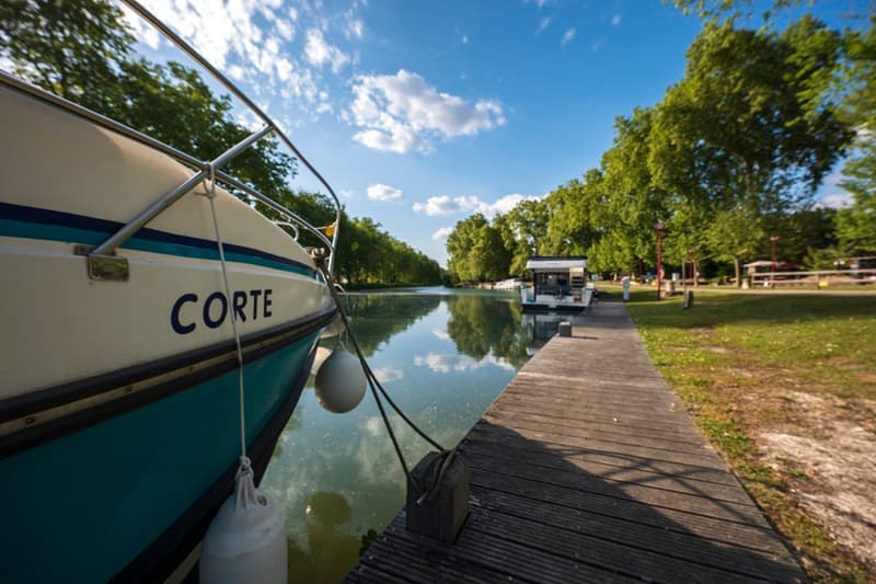 Halte Nautique de Villeton