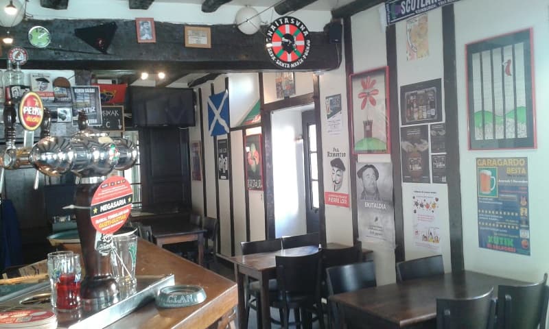 Herriko Etxeko Edantegia Bar