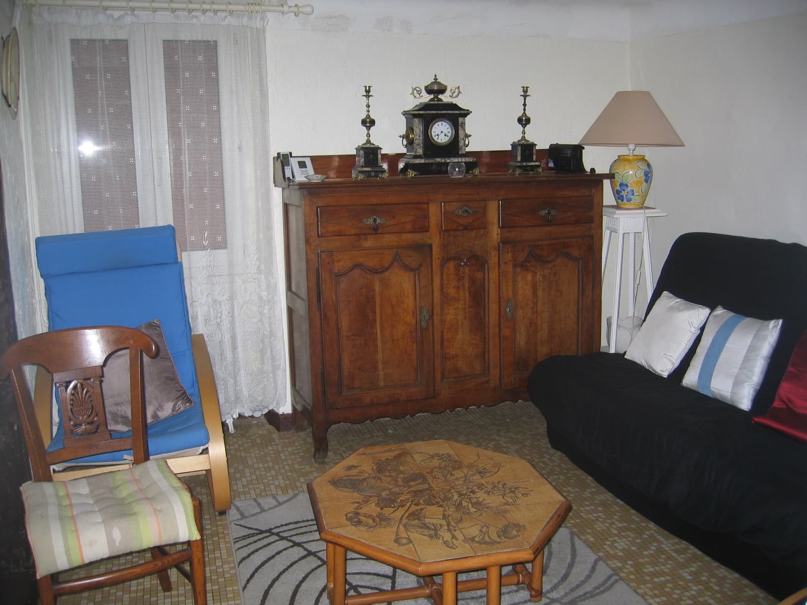Location Hirbarne-6