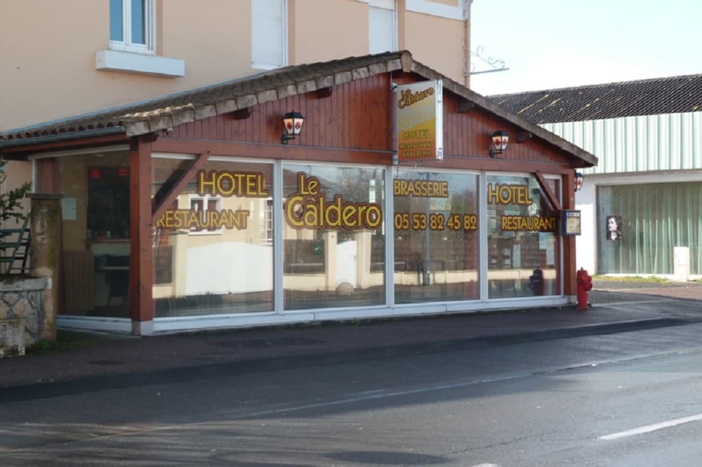 Hôtel -Caldero -Montpon-façade1