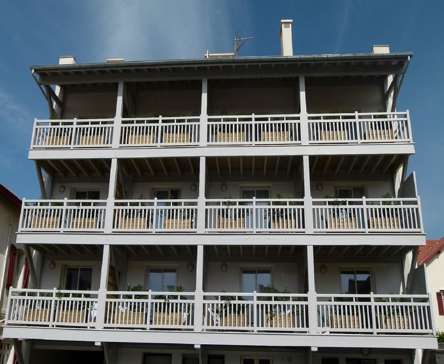 Hotel Kemaris façade