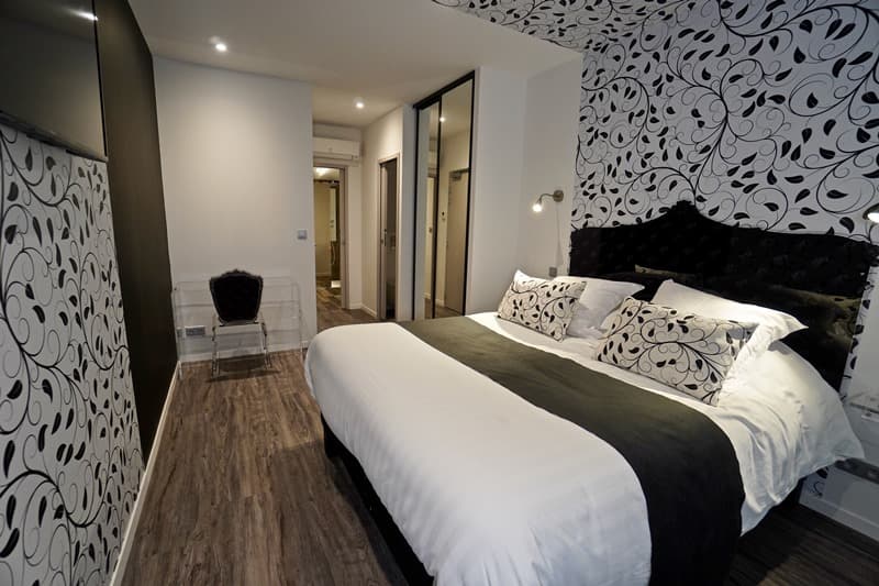 Hotel-Le-Lion-d-Or-2