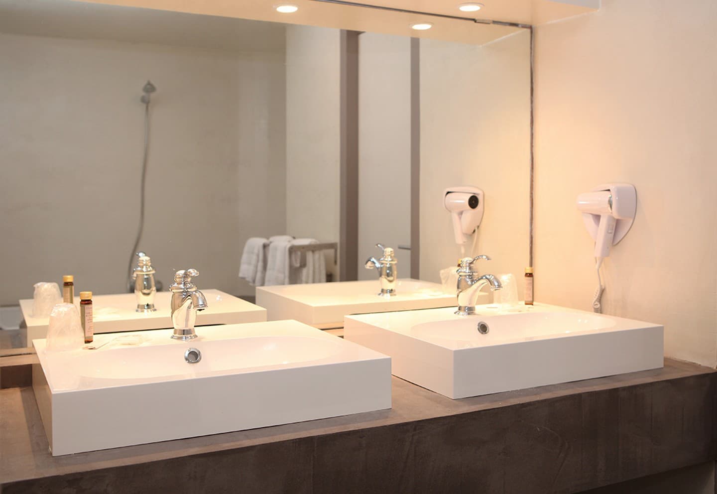 Hôtel Roncevaux - Pau - Salle de bain