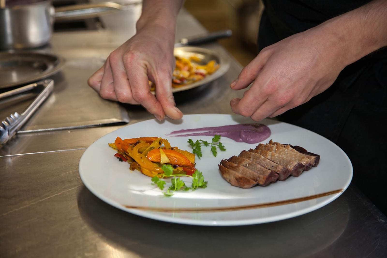 Hotel restaurant plaisance