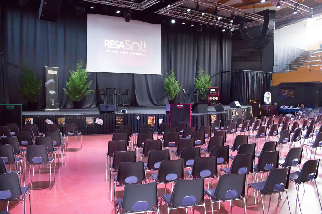 Arena-intérieur2