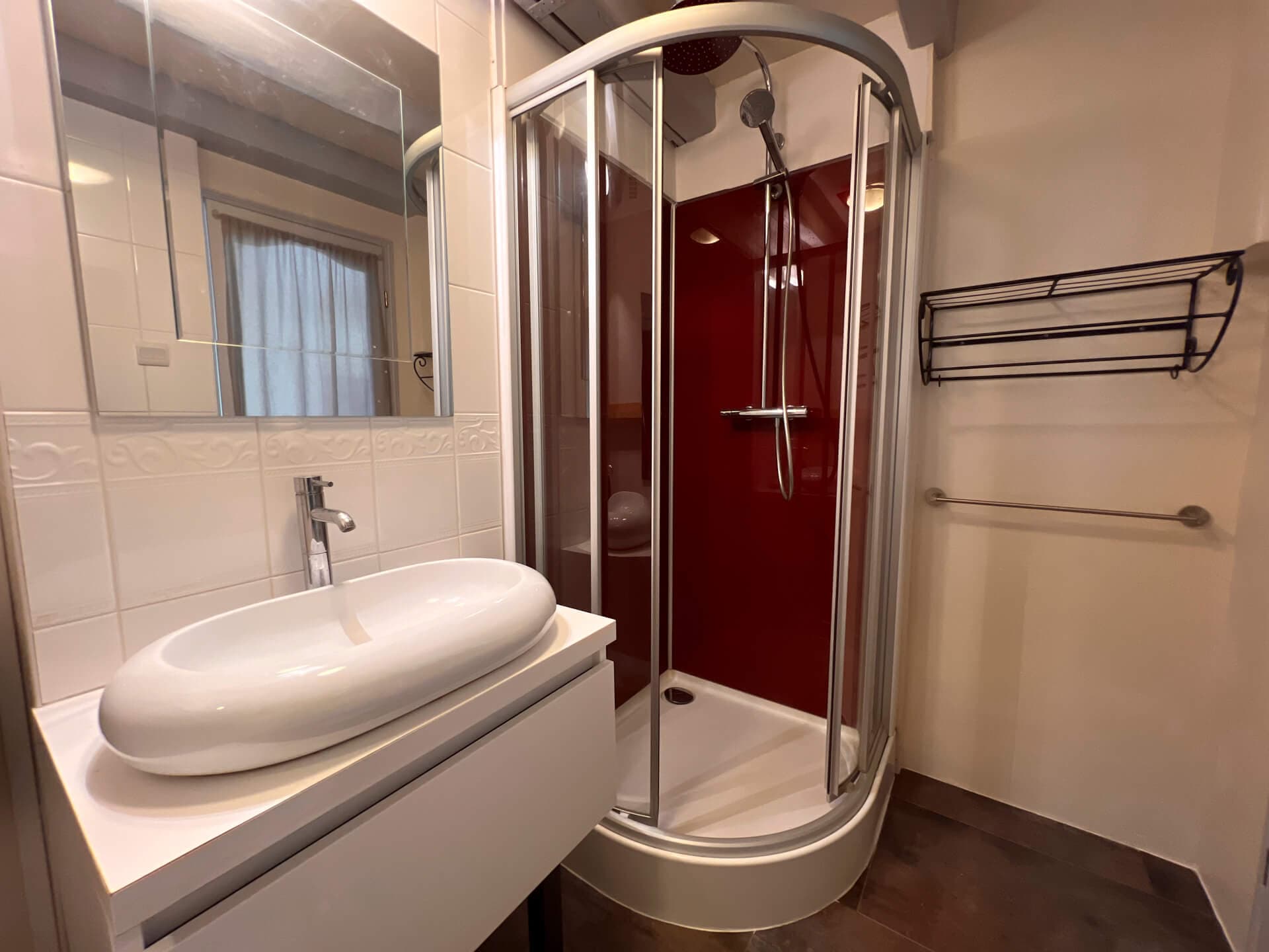 Salle de bain_Au bal des hirondelles_Valence en Poitou