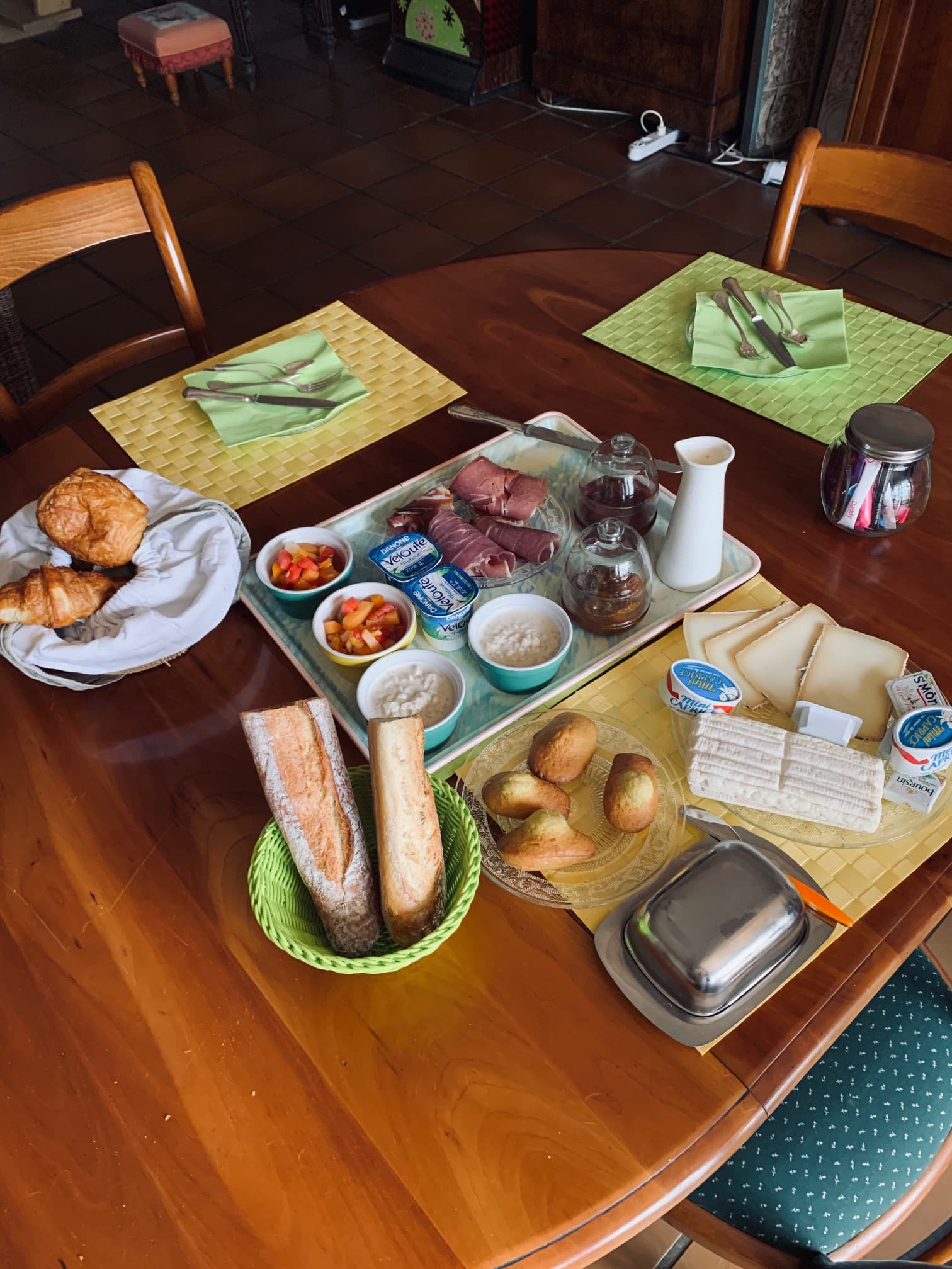 Petit déjeuner d'hôte Maison Bourrouilla à Saubrique avec Gîtes de France Landes