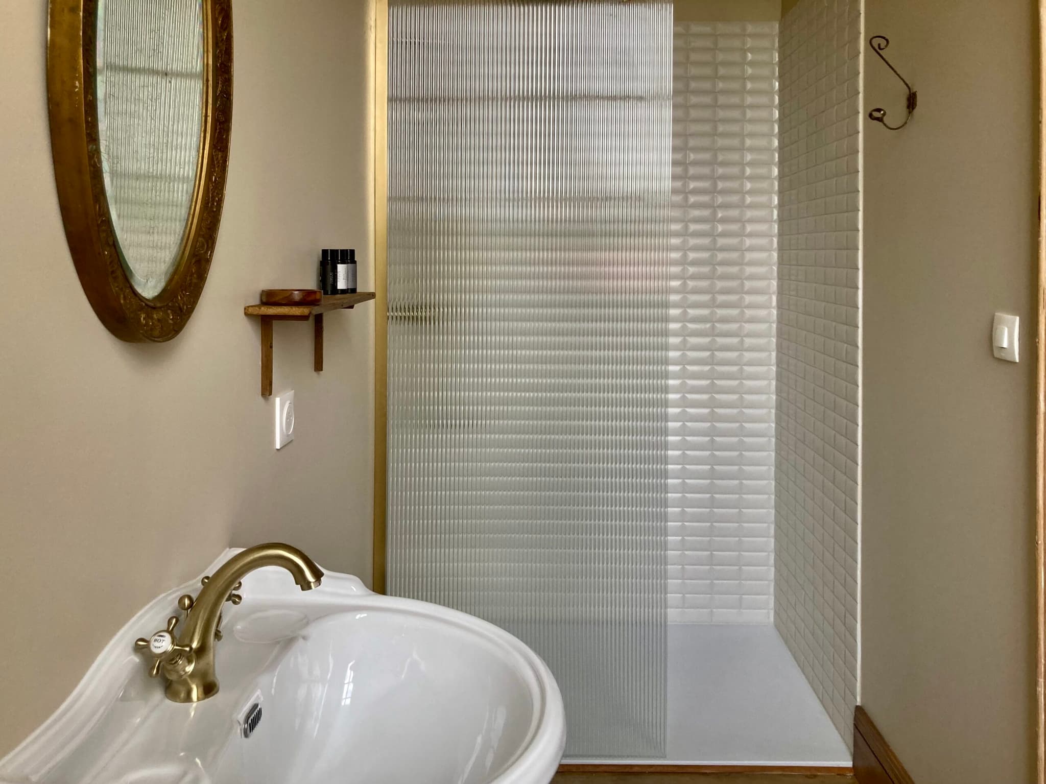 Salle de bain Chambre Polydor
