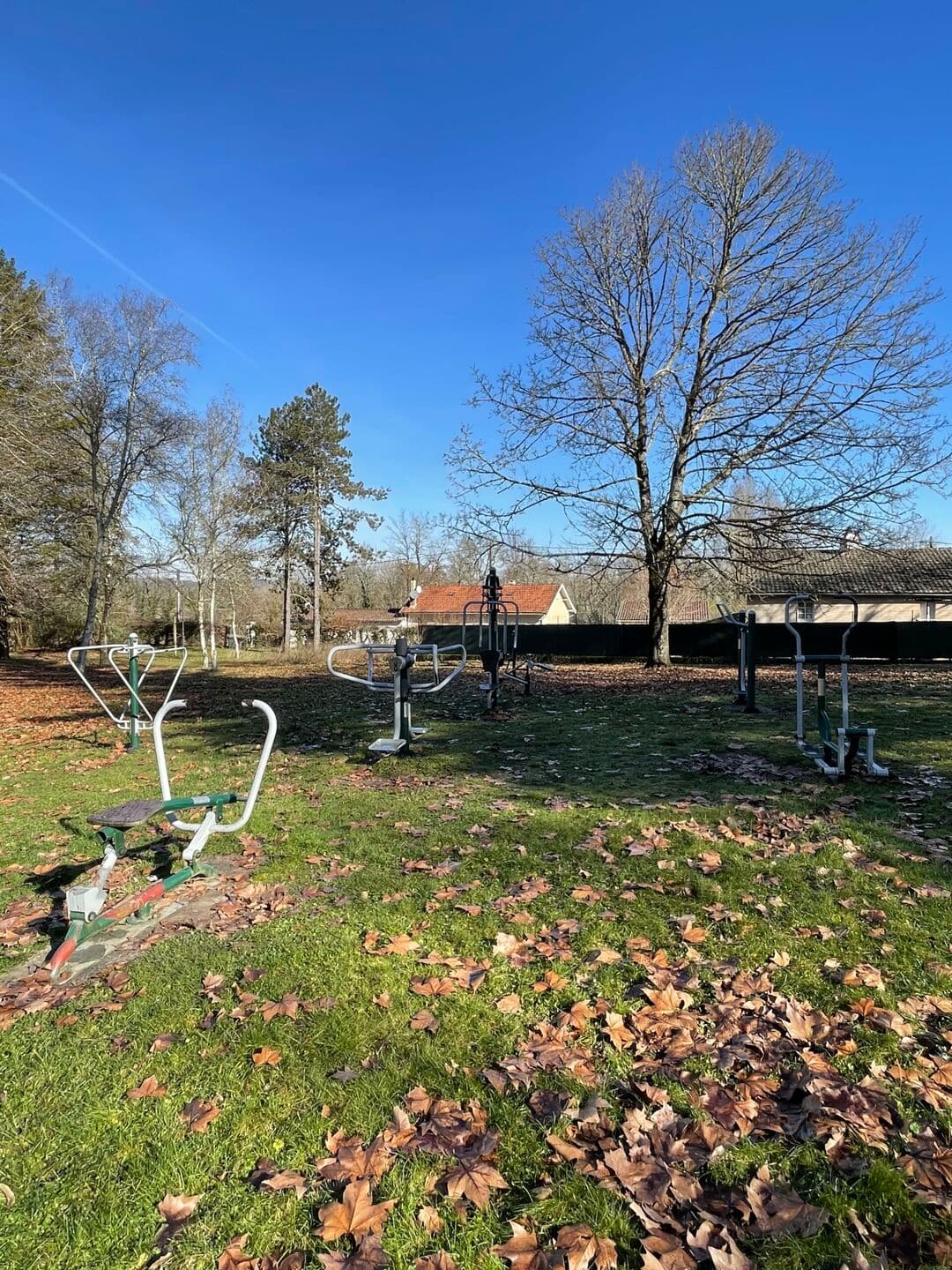aire pique-nique parc voulgre mussidan fitness tourisme vallee isle 2025
