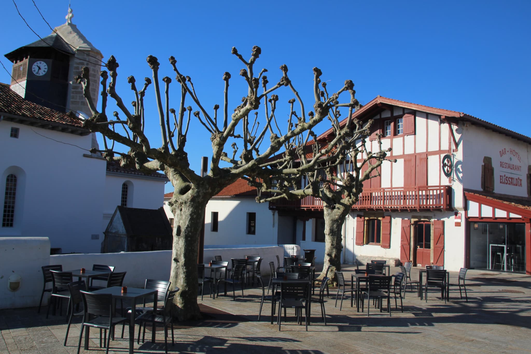 Hotel Restaurant Elissaldia - Place - Bidart
