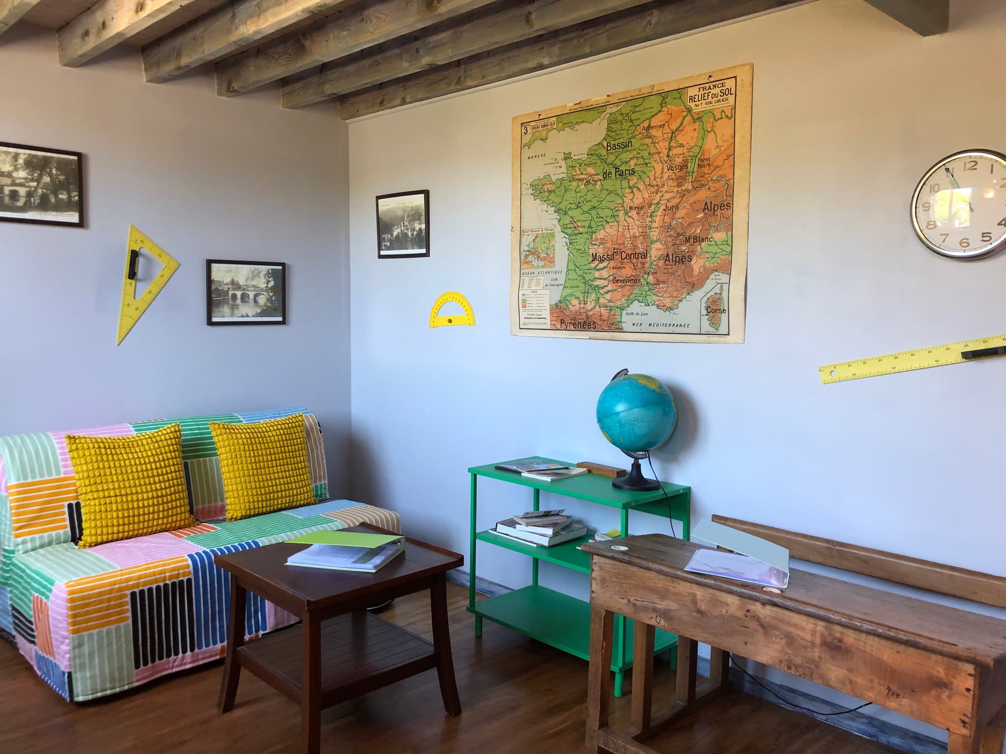 L'école Buissionnière Chambres et table d'hôtes la Celle dunoise