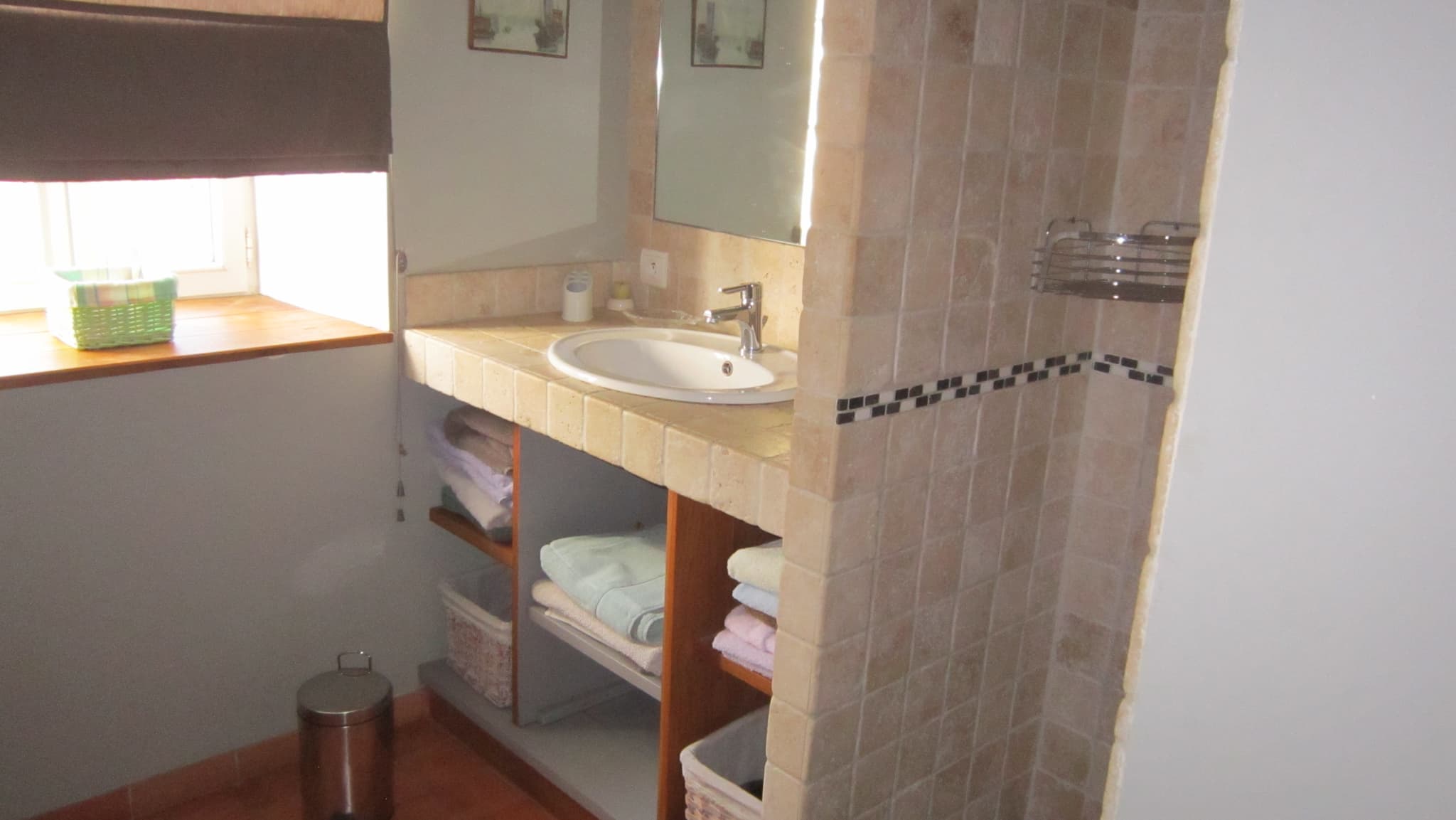 salle d'eau avec douche