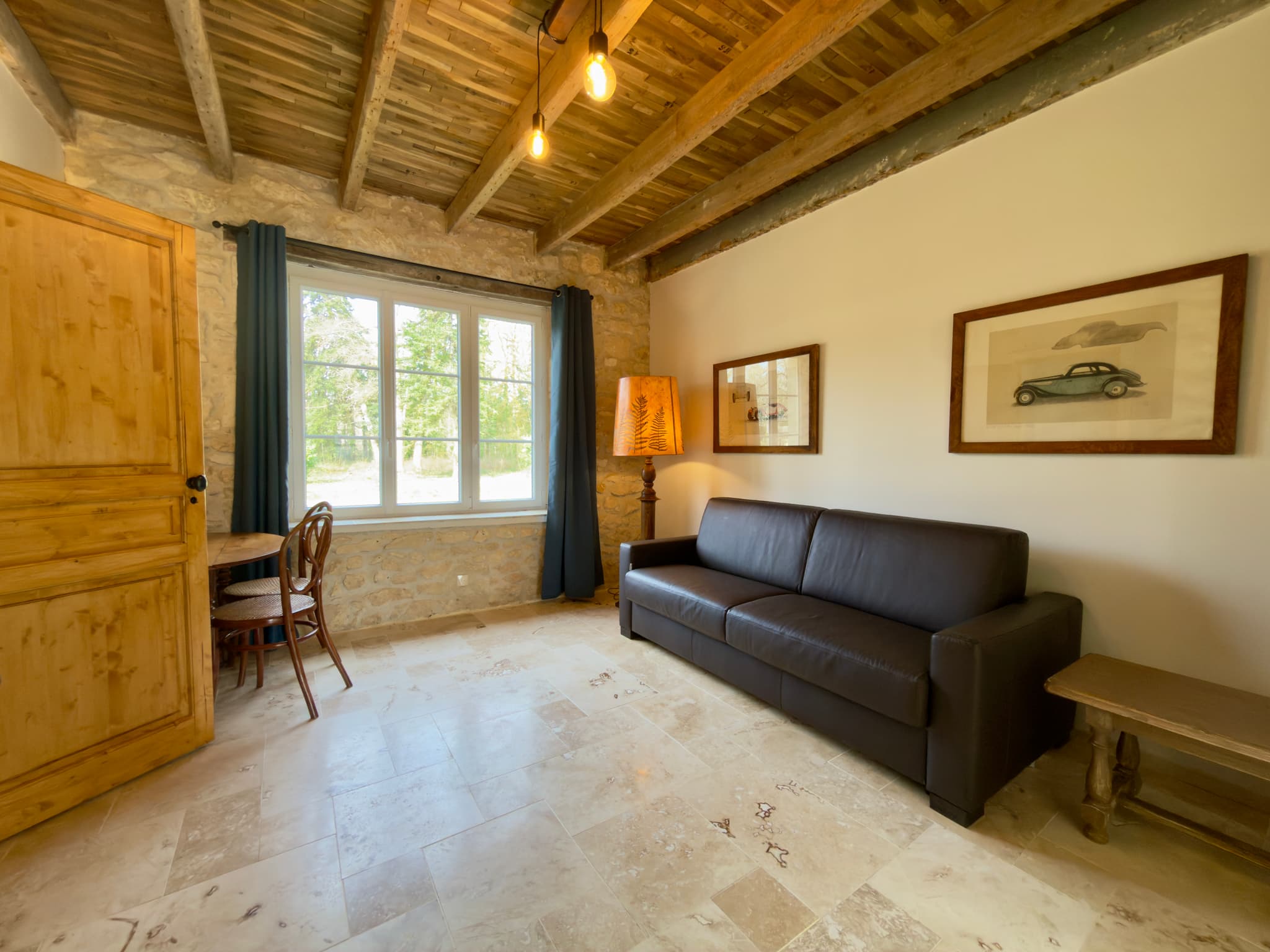 Salon suite M