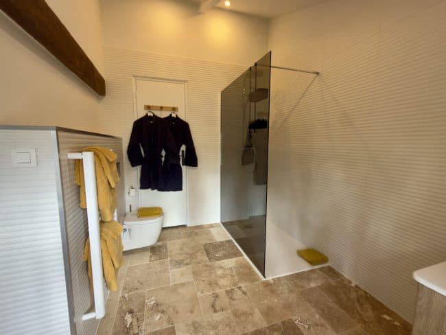 Salle de bain suite M