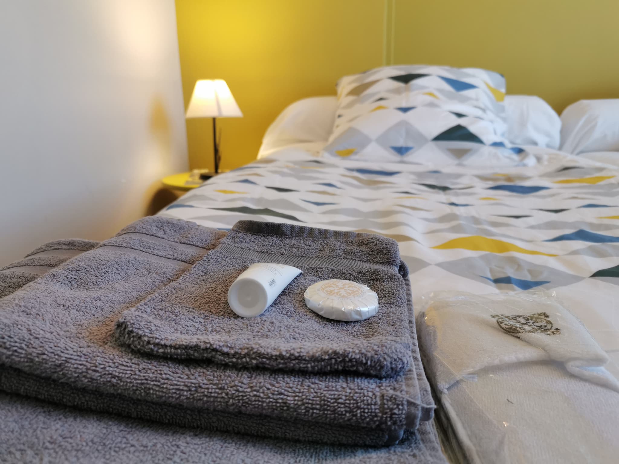Chambre Bouton d'Or avec un Kit Toilette (en option)