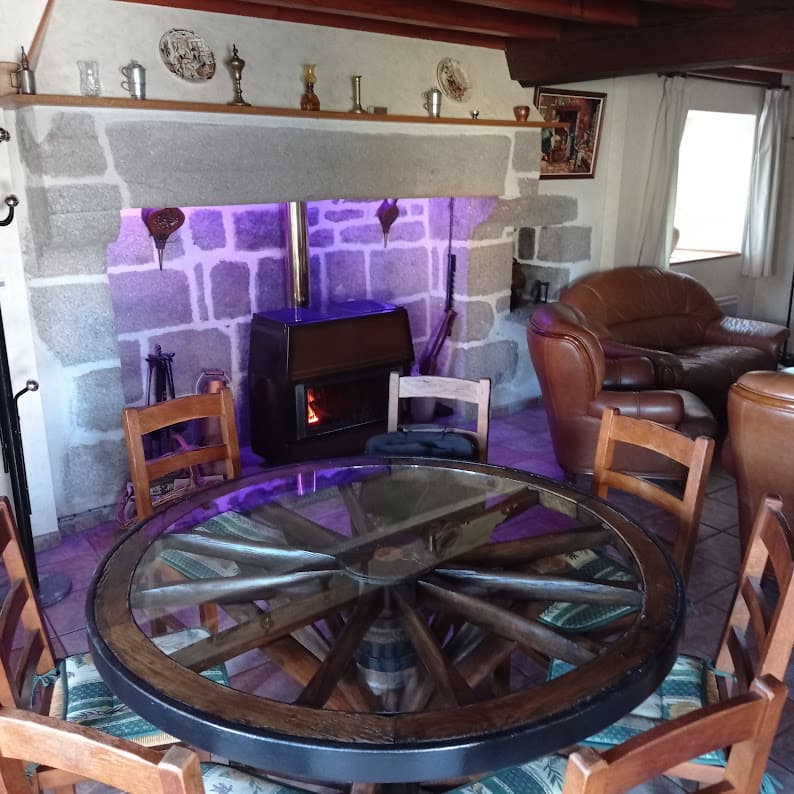 La table ronde du Gîte de la Table Ronde