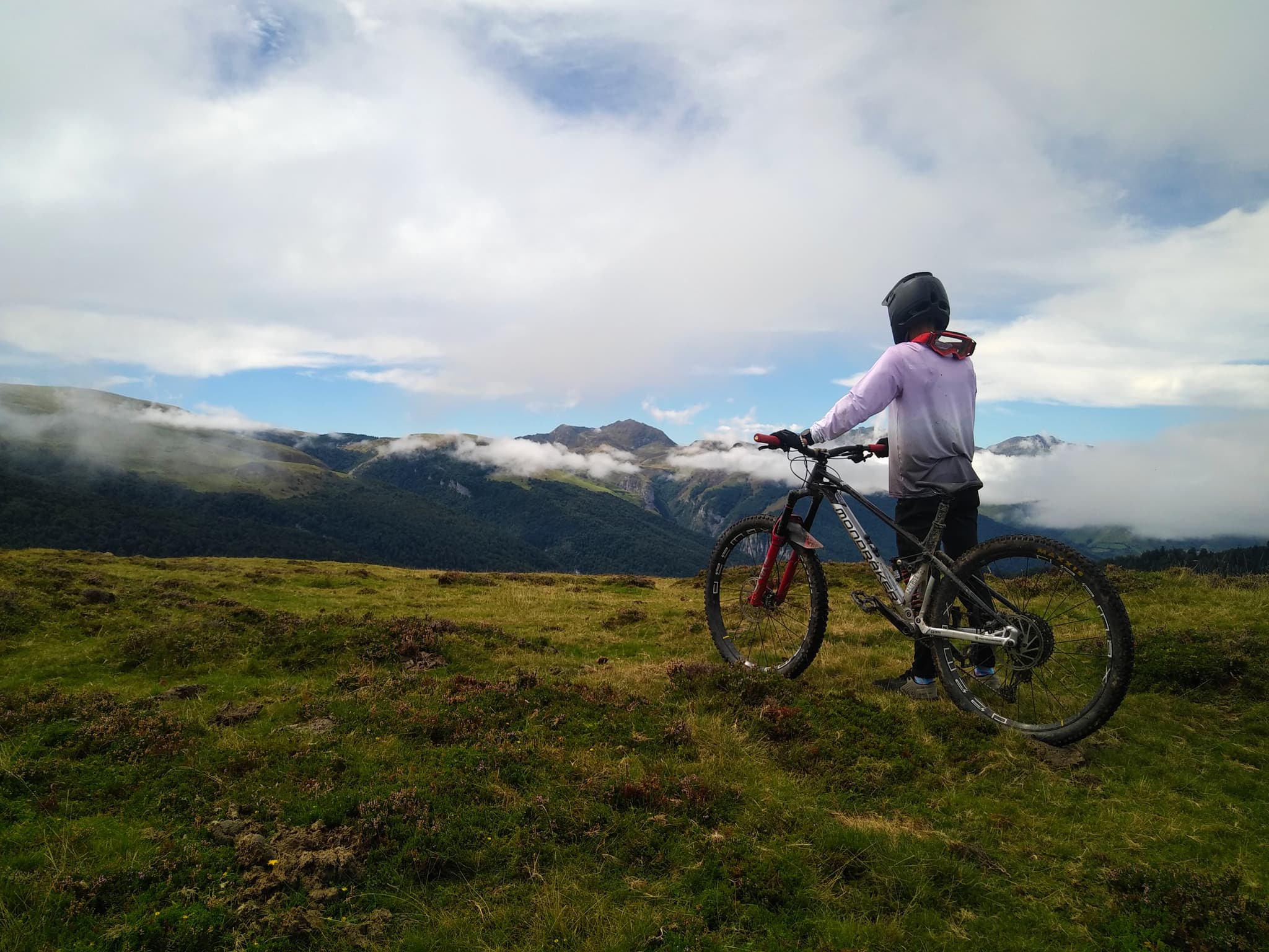 Encadrement VTT Enduro à Issarbe