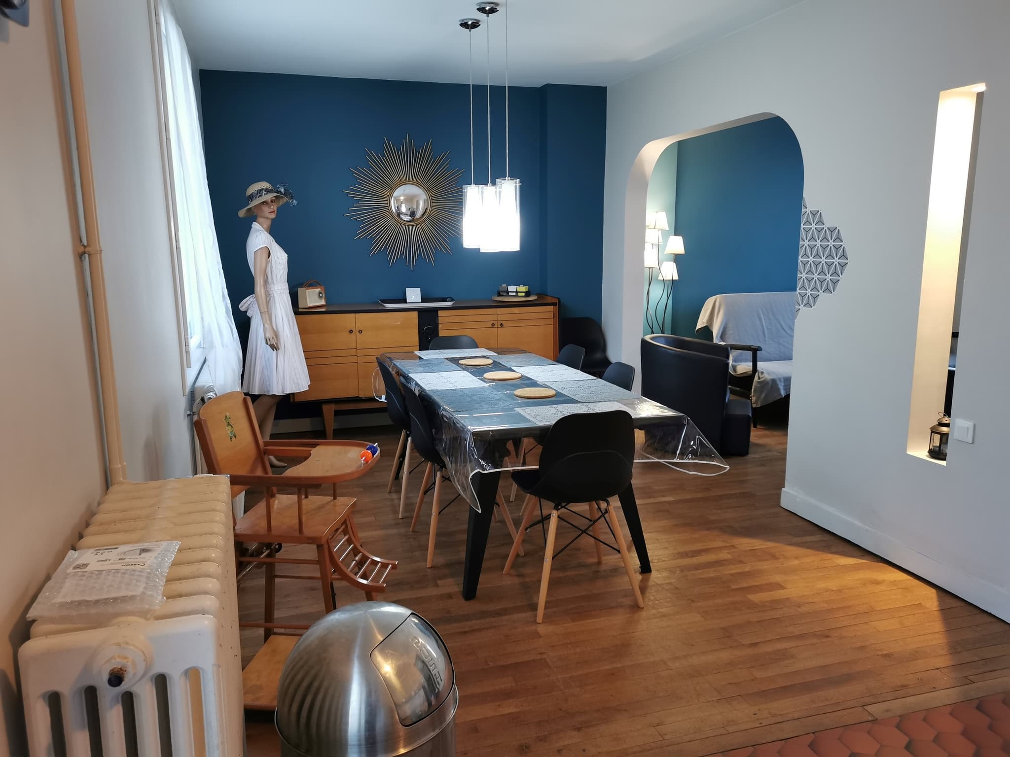 Salle à manger du Gîte avec accueil par Catherine