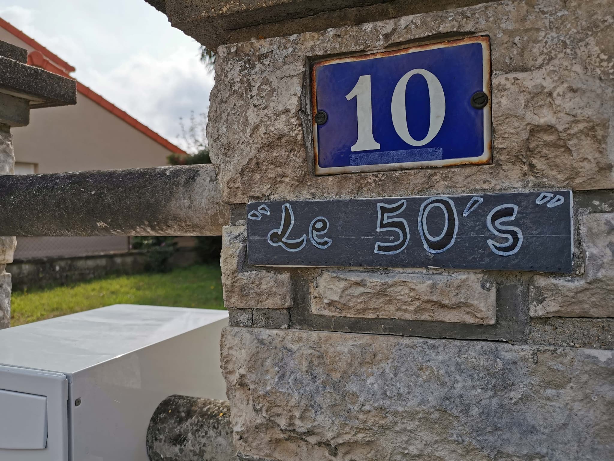 Le Gîte est au 10 rue de la Martinique 86000 Poitiers Ouest