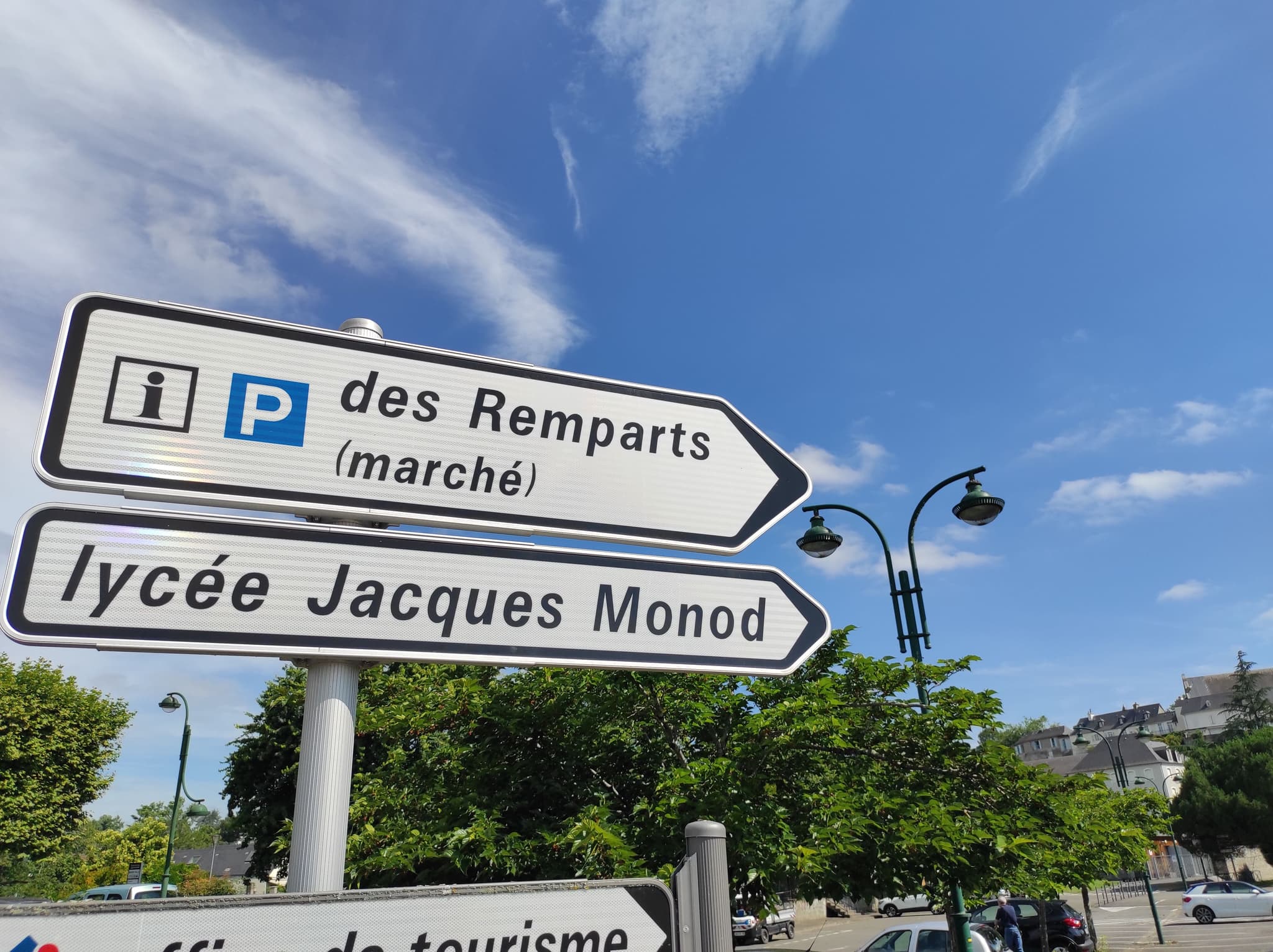 Parking des remparts Lescar