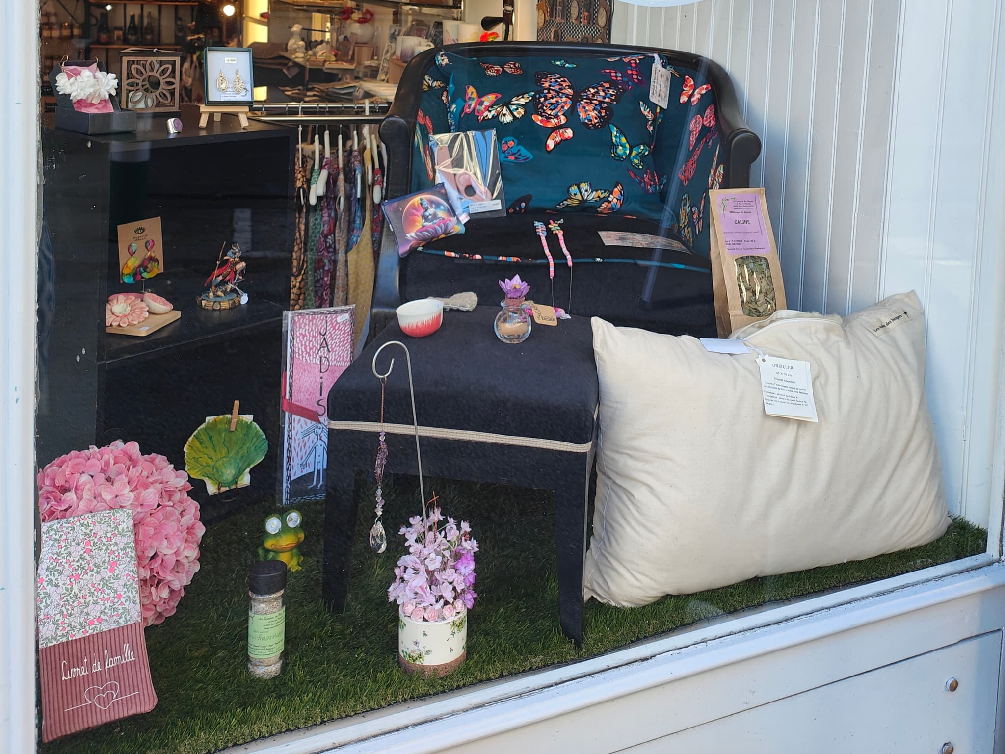 La malle enchantée : boutique d'artisans, créateurs et producteurs