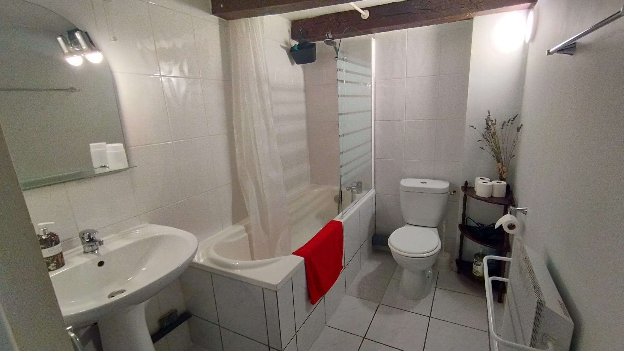 Salle de bain au 1er étage
