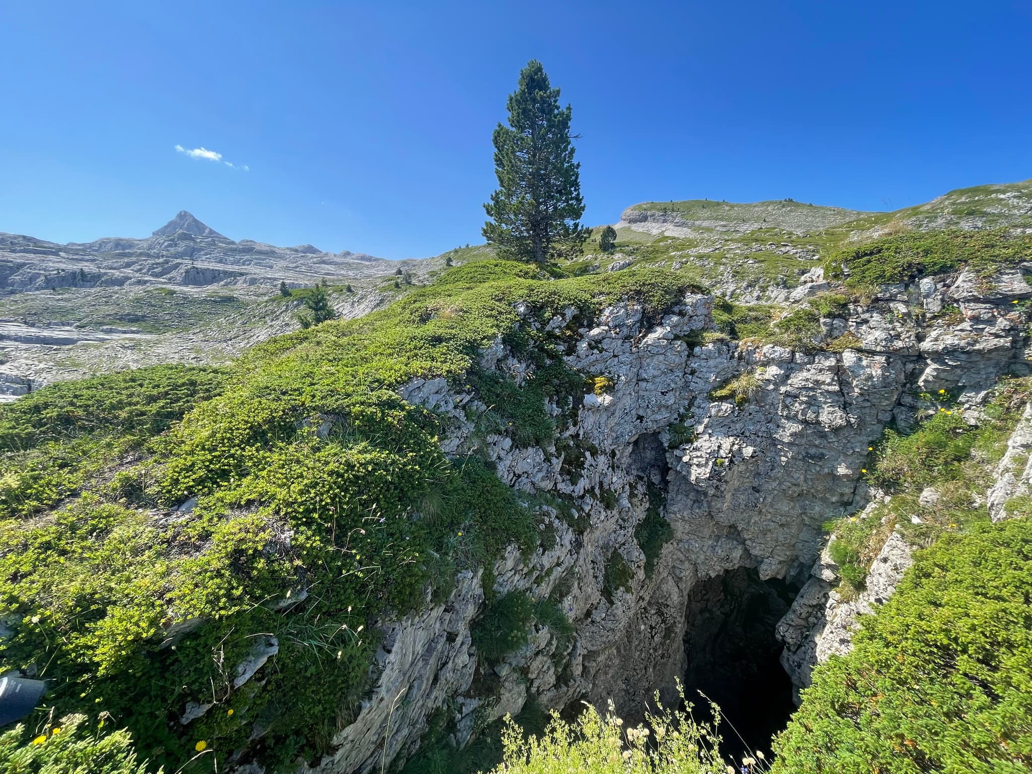 De nombreux gouffres se situent sur le massif de La Pierre Saint-Martin