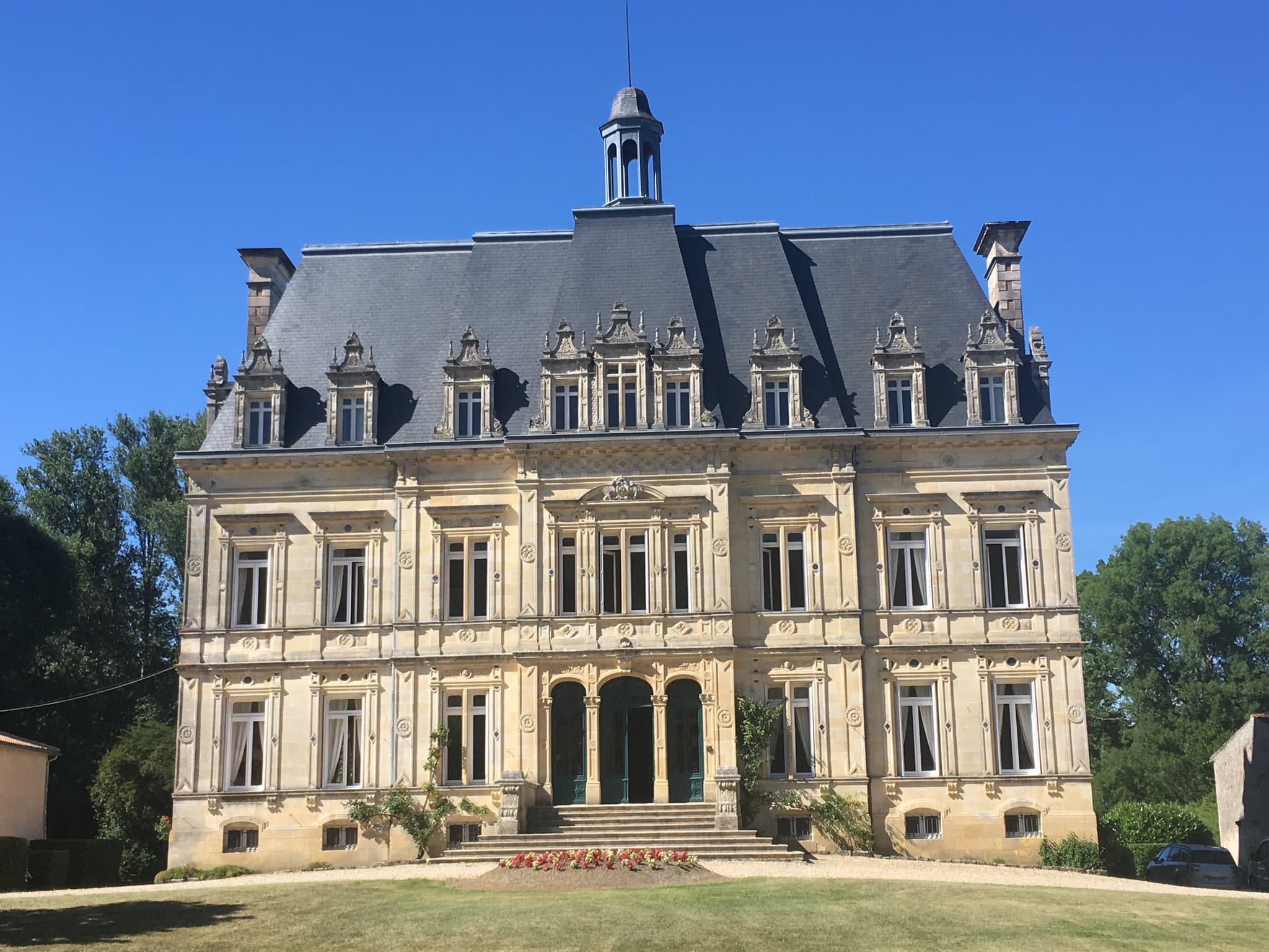 CHÂTEAU LESTAGE