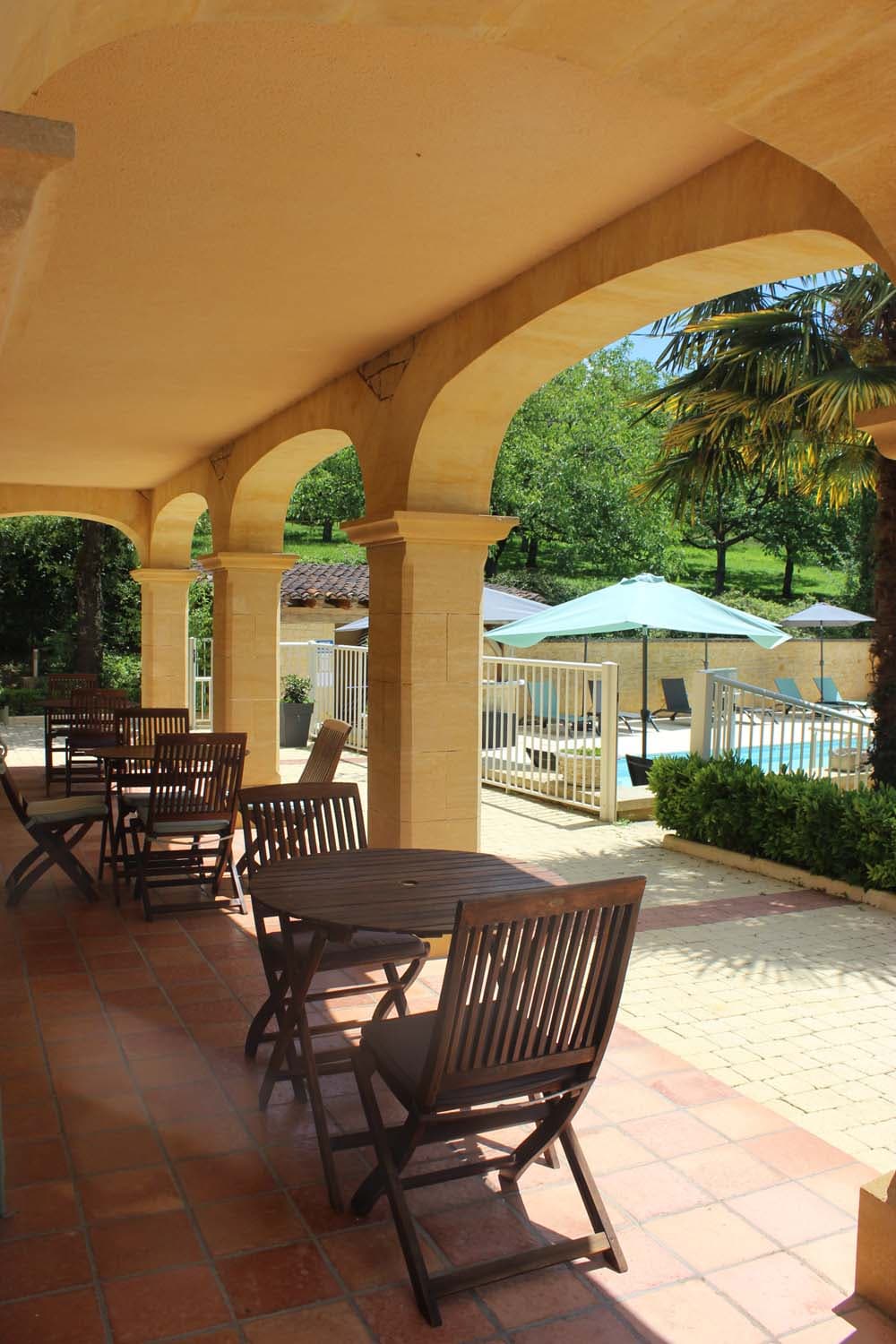 Hotel le Bon encontre