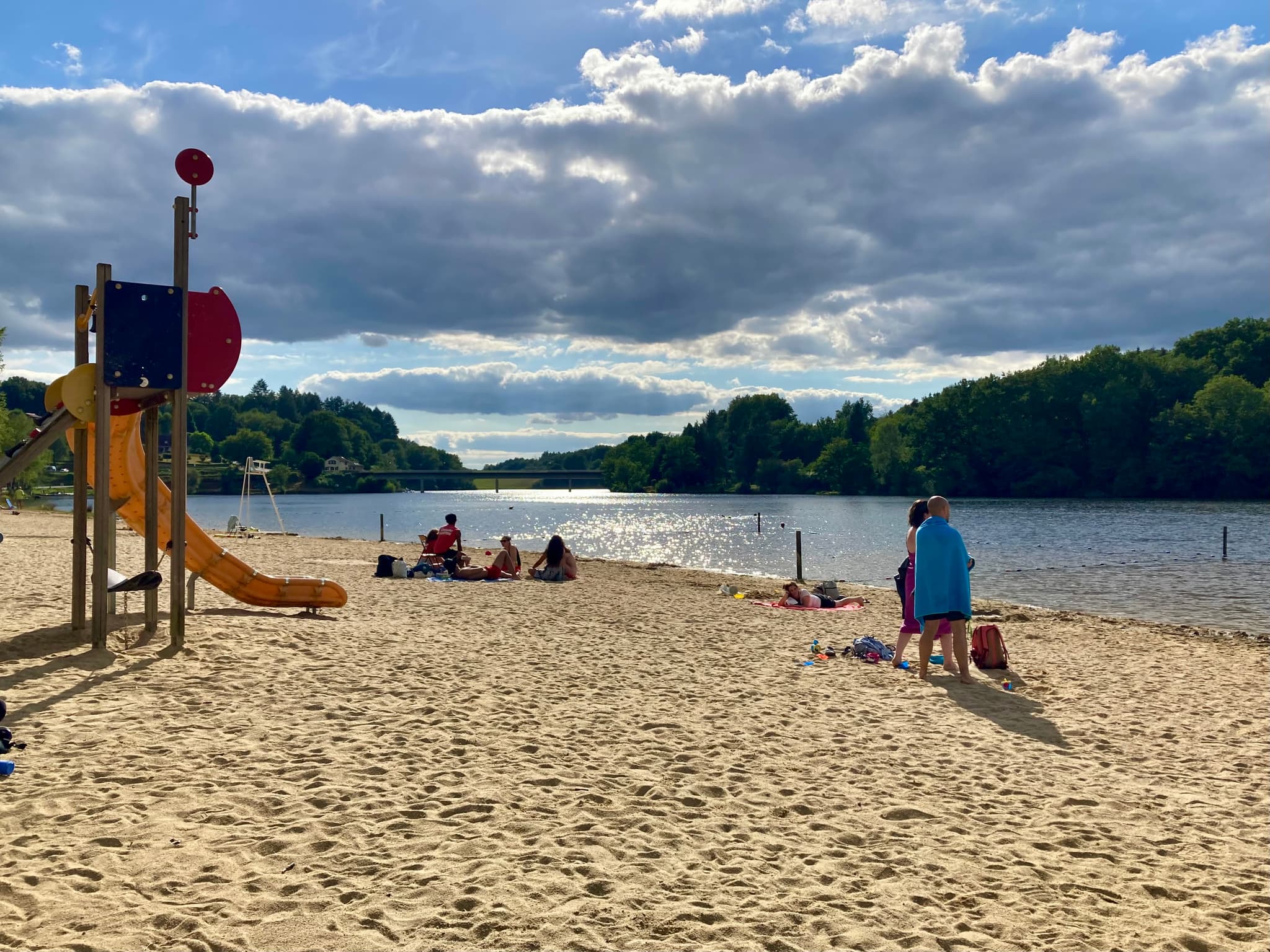 Plage du Lac de Ste Hélène à Bujaleuf