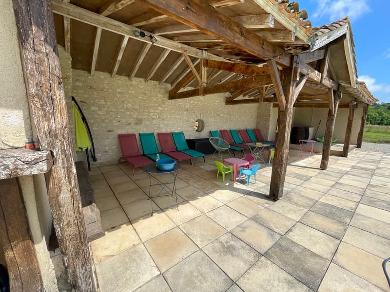 Les 4 Bastides (Ste Eutrope de Born) - auvent piscine