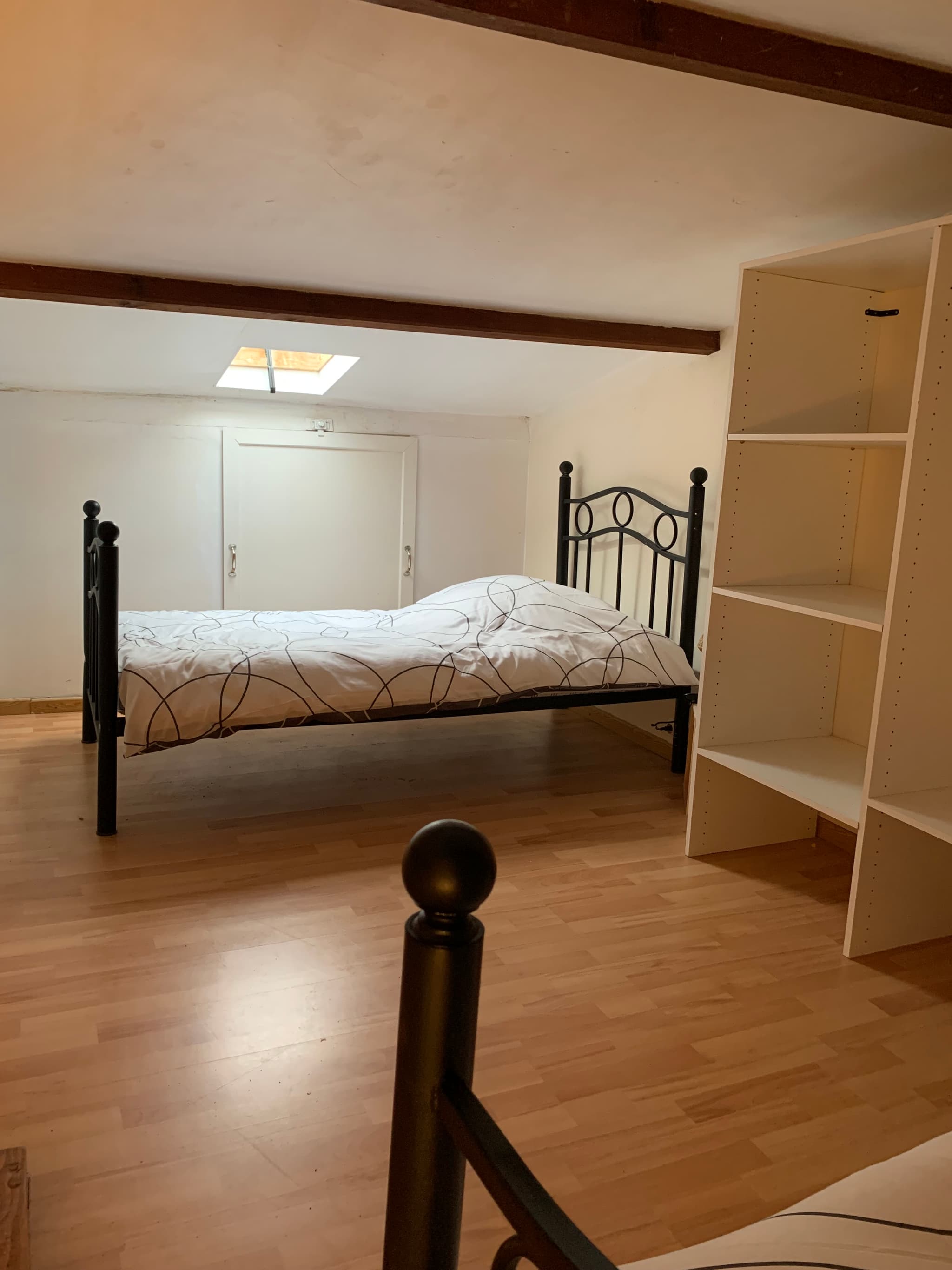 Chambre zvec deux lits simples