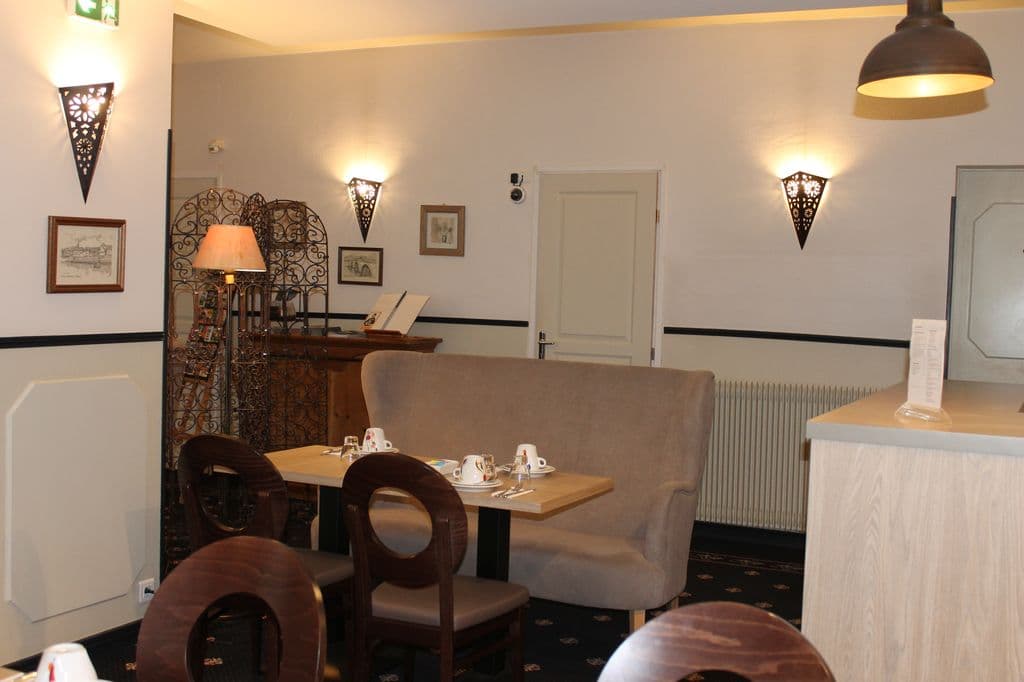 HOTEL DE FRANCE