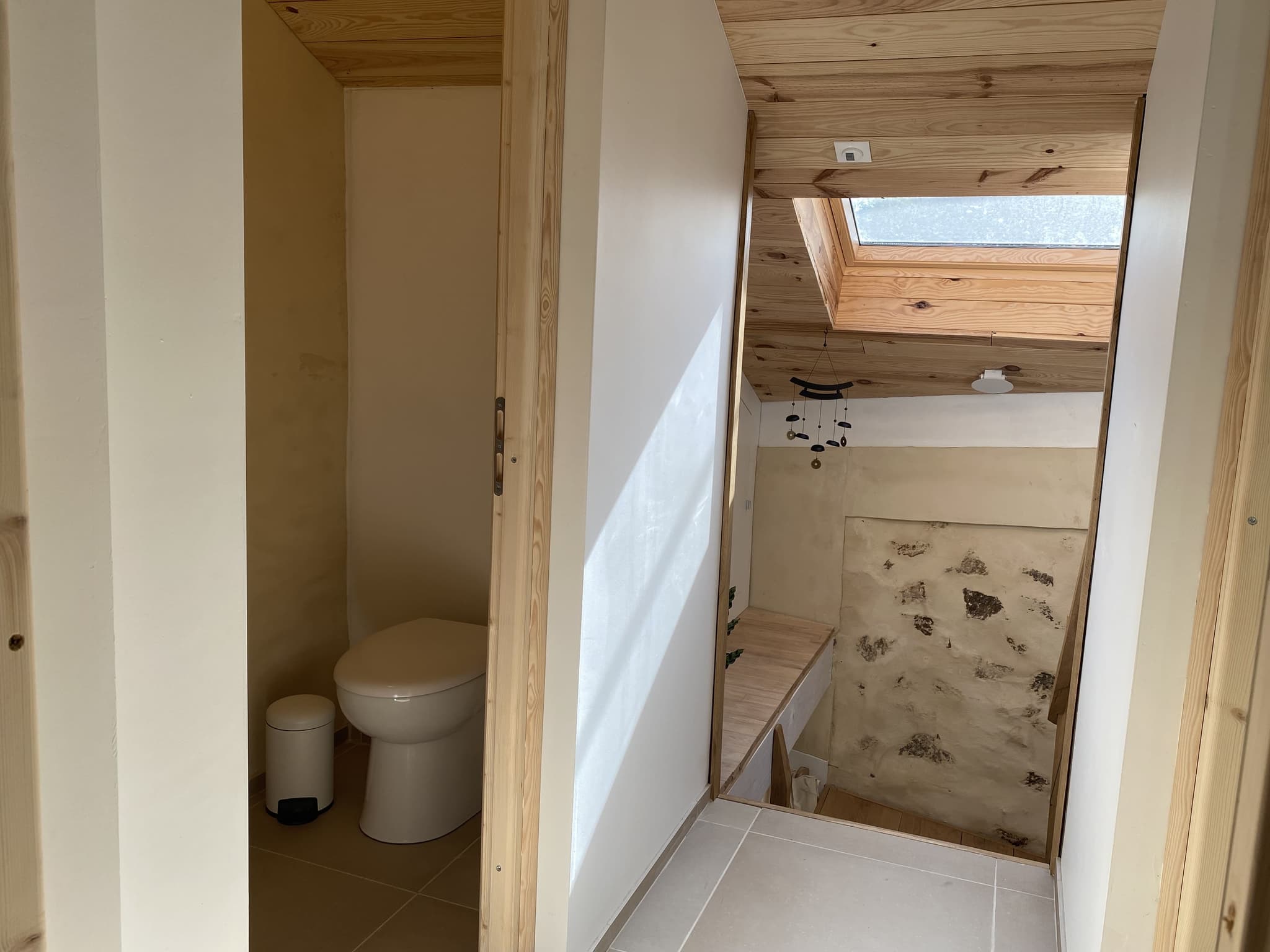 Accès aux toilettes à l'étage.